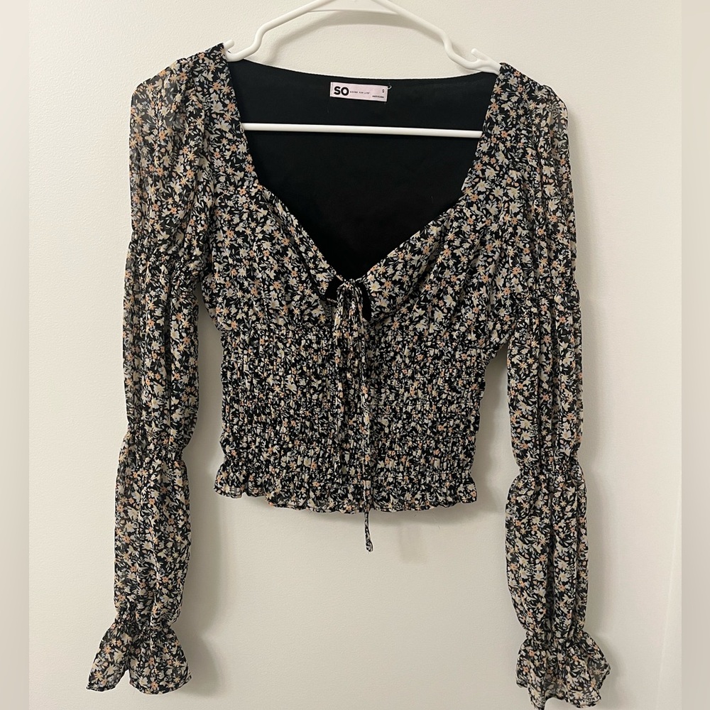 Floral long sleeve crop top